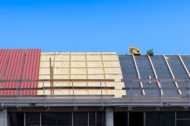Dachsanierung, Schritt für Schritt die einzelnen Schichten, wie man das Haus energieeffizient macht